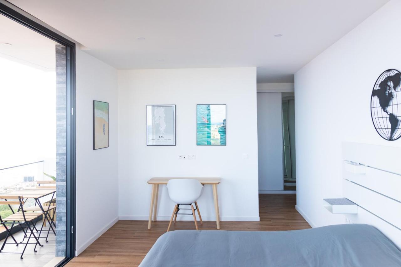 3 Bdr Aprt, Stunning Seaview, Rooftop Pool - Lcgr Praia Esterno foto