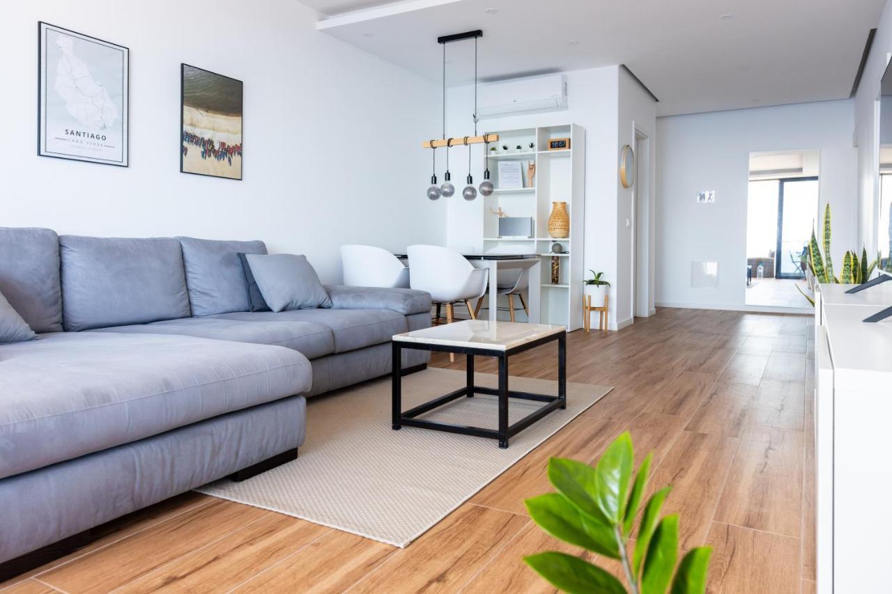 3 Bdr Aprt, Stunning Seaview, Rooftop Pool - Lcgr Praia Esterno foto