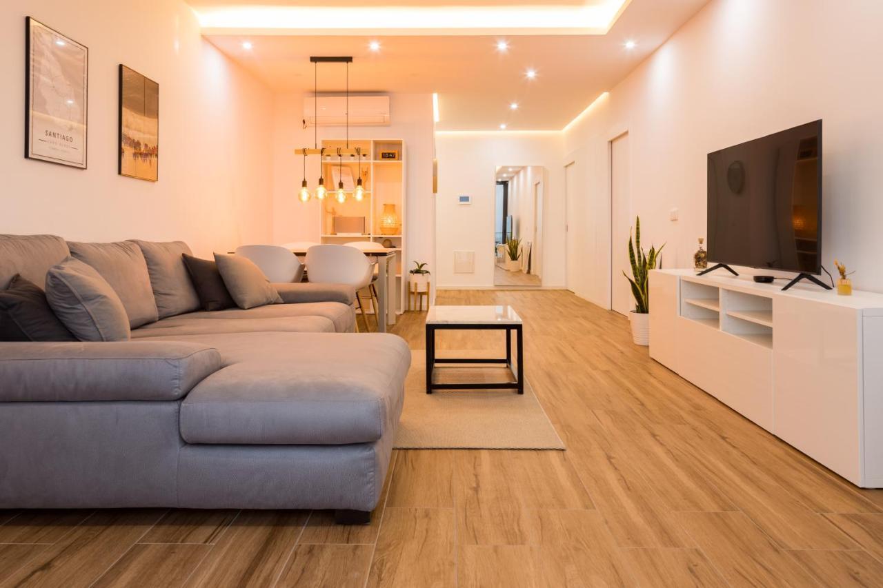 3 Bdr Aprt, Stunning Seaview, Rooftop Pool - Lcgr Praia Esterno foto